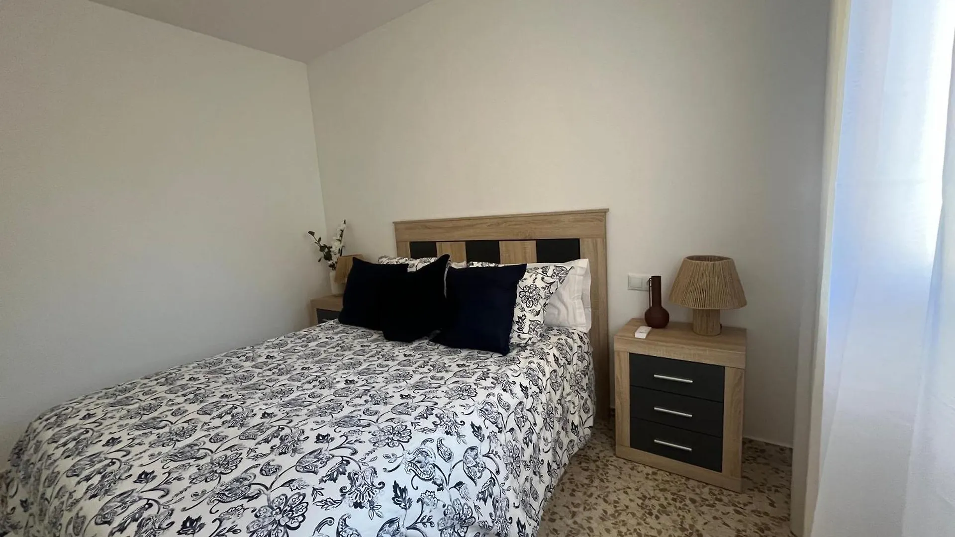 Love Rent4 Malaga Huelin Apartment